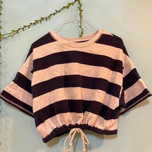 American Eagle cropped striped oversized t-shirt